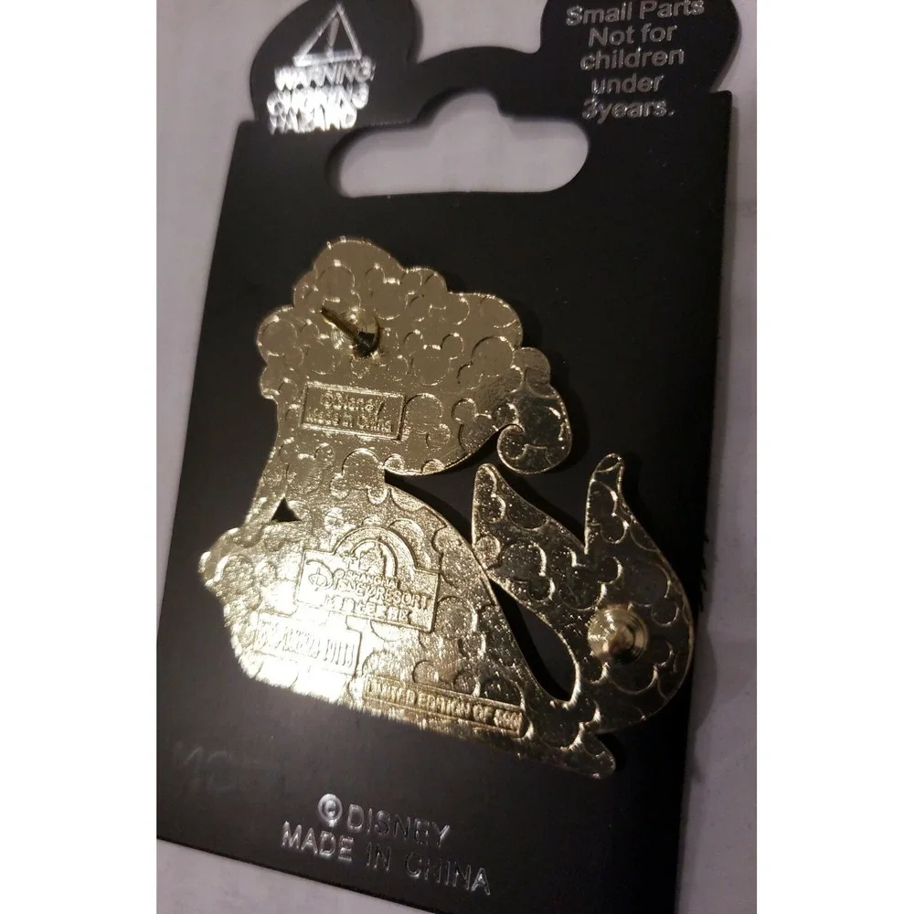 Disney Pin Little Mermaid Princess Ariel on the Rocks Shanghai SDR LE 500 00001‎